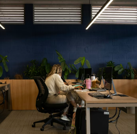 Registro de horas extra en el control horario de la empresa